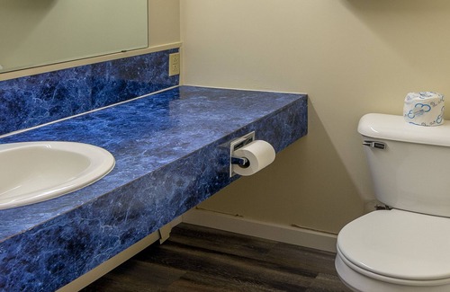 Smyrna Hotel | Brookside Inn