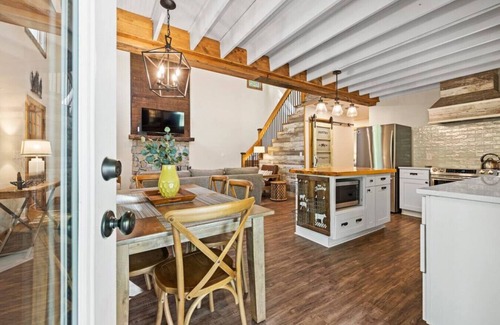 Lake Lure House | Brookside Retreat by Carolina Properties