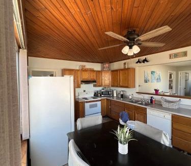 Newaygo House | Brookside Retreat, LLC
