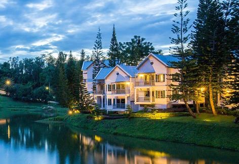 Sam Nak Thong Resort | Brookside Valley Resort