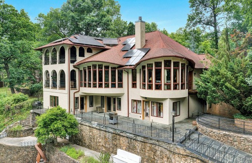 Boones Mill House | Brookwood House-Event Venue+Pool+Waterfront Property