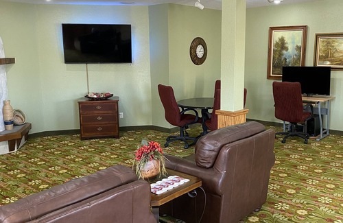 Branson Hotel | Brookwood Inn