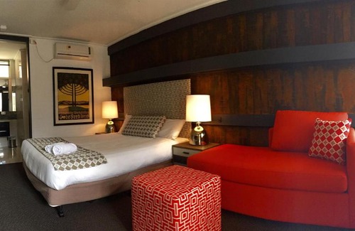 Bendigo House | Brougham Arms Hotel