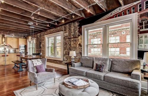 Historic District - North Apartment | Broughton Corner Loft