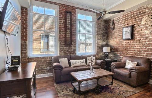 Historic District - North Apartment | Broughton Hideaway