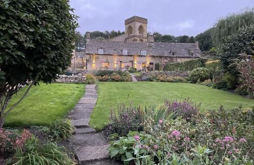 Snowshill Village House | Broughwood Cottage Snowshill