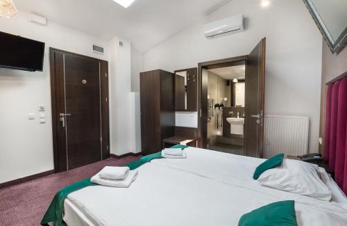 Pszczyna Bed & Breakfast | Brovar 16