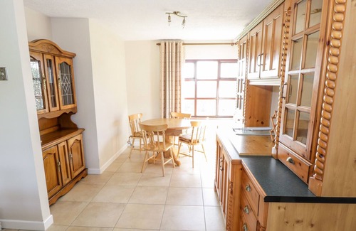 Ballyshannon House | BROW O' THE HILL, pet friendly in Ballyshannon, County Donegal