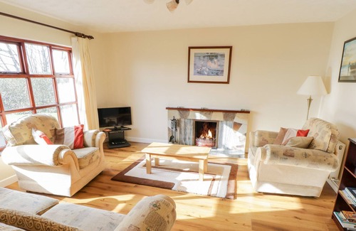 Ballyshannon House | BROW O' THE HILL, pet friendly in Ballyshannon, County Donegal