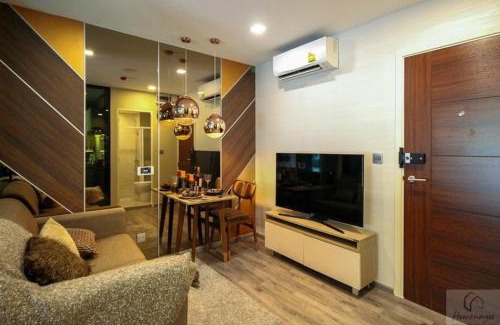 Anusawari Apartment | brown condo Phahon67