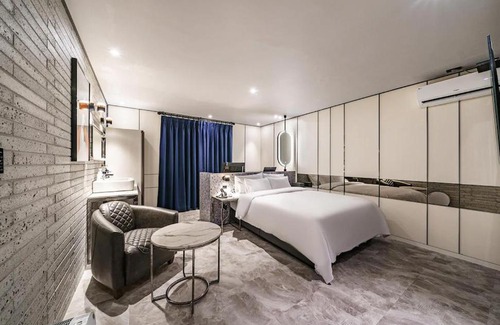 Seo-gu Hotel | Brown-Dot Hotel Geomdan