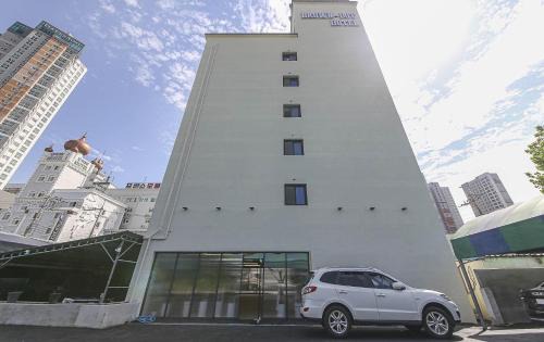 Buk-gu Hotel | Brown Dot Hotel Sinan