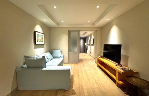 Samsen Nai Apartment | Brown's Residence