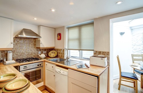 Woodstock Cottage | Browns Lane | Woodstock Holiday Let | 2 Beds & Sleeps 4