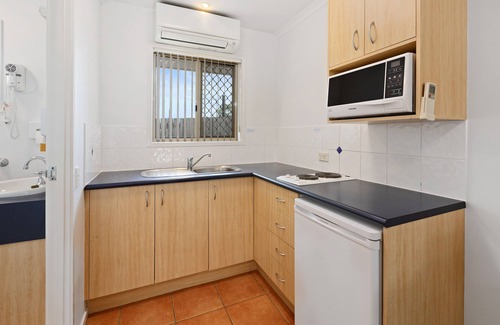 Hillcrest Hotel | Browns Plains Motor Inn