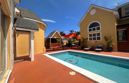 Nassau Apartment | Brownstone Marlin Drive