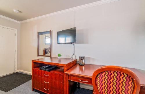 Riverview Apartment | Browntown Room for 4: Comfort WiFi Parking