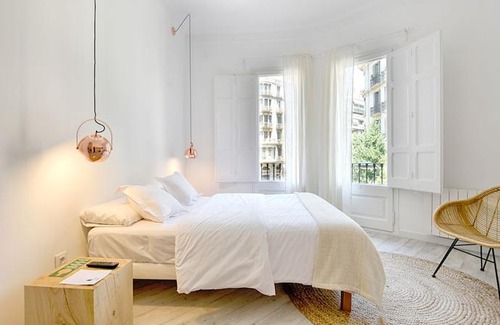 Dreta de l'Eixample Hostel | Bruc & Bruc