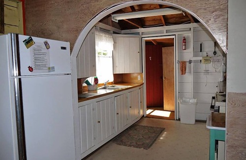 Algoma District Cabin | Bruce Bay Cottages & Lighthouse