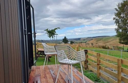 Surat Bay House | Bruce Farm Alpaca Cabin 4 by Tiny Away