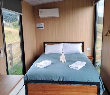 Surat Bay House | Bruce Farm Alpaca Cabin 3 by Tiny Away
