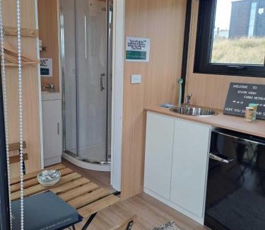 Surat Bay House | Bruce Farm Alpaca Cabin 4 by Tiny Away