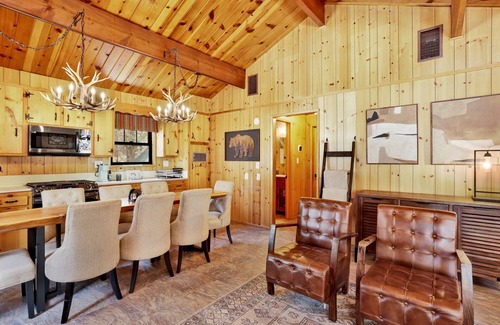 Big Bear Cabin | Bruin Chalet #2464