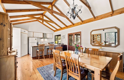 Margaret River House | Brumby Cottage 🏡 Margaret River Dog Friendly*🐶