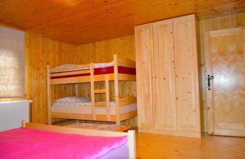 Komarna Vas Ski Chalet | Brunarica Petric - Bela krajina - Komarna vas - Smučišče Gače - Semič