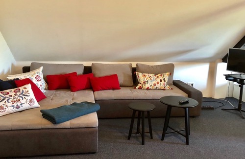 Sassen Cottage | Brunnenhof cottage rental