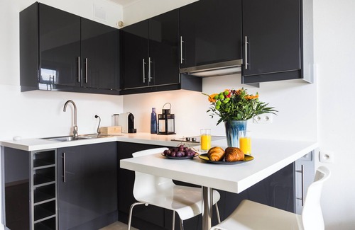 Chatelain Apartment | Brussels St Gilles Elegant residence