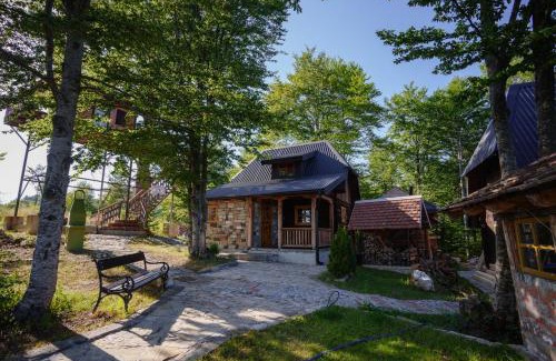 Kremna House | Brvnara Iverak