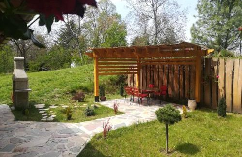Banostor House | Brvnara kraj Dunava Zelena Oaza