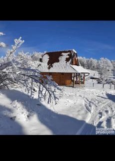 Kremna House | brvnare in
