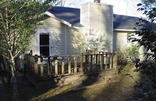 Bryant House | Bryant Home - Very Roomy, 3 Bedroom, 2 Bath Home