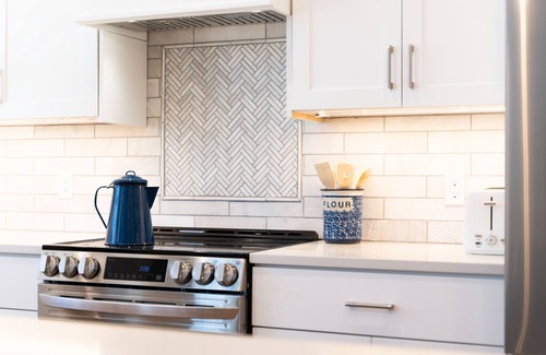 Tropic House | Bryce Canyon Homestead - No Cleaning Fee!