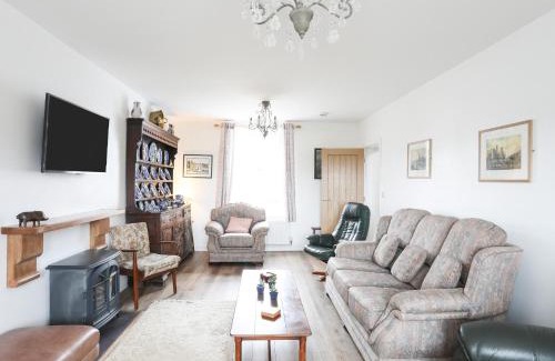 Llanrug House | Bryn Afon Farm