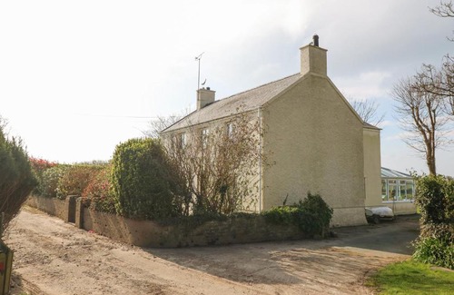 Edern House | Bryn Cyttun