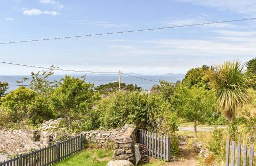 Llanfair House | Bryn Derwen