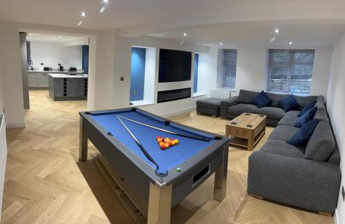 Gwynedd- Snowdonia House | Bryn Glo