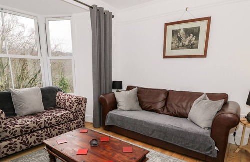 Bontddu Cottage | BRYN GOLEU, pet friendly, character holiday cottage in Dolgellau