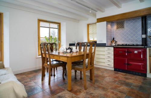 Tregaron House | Bryn Isaf Tregaron