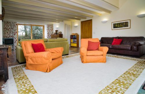 Tregaron House | Bryn Isaf Tregaron