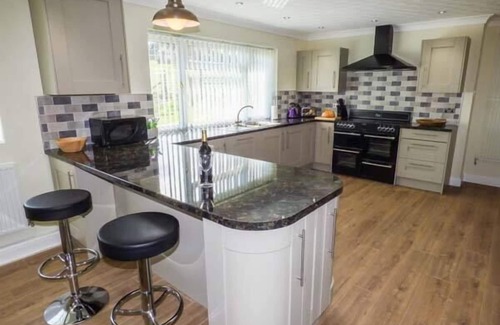 Betws yn Rhos Cottage | BRYN TIRION, family friendly, luxury holiday cottage in Betws Yn Rhos