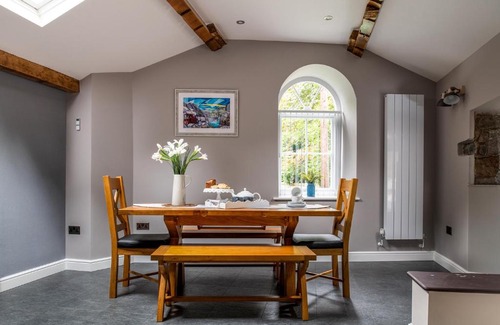 Y Felinheli House | Bryntirion Lodge