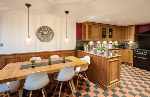 Ystradgynlais Cottage | Brynygroes Cottage Ystradgynlais