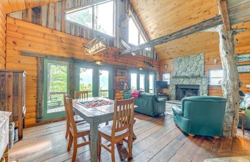 Bryson City House | Bryson City Cabin Hot Tub and Mtn View!