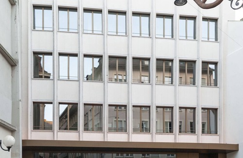 Basel City Centre Apartment | BS Van Gogh IV - Marktplatz HITrental Apartment