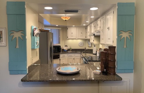Fort Pierce Condo | BT 3921 Fountain/Pond View Condo-Paradise Vacation Rental in Ocean Village