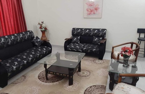 Karachi District House | BTK blessed home, quiet clean green